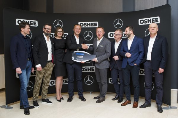 71 Mercedesów dla OSHEE od Sobiesław Zasada Automotive