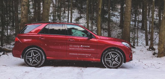 Ruszaj na ferie z Mercedes-Benz 4MATIC