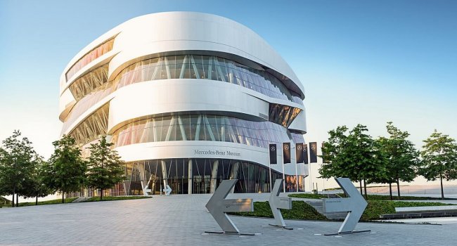 Muzeum Mercedes-Benz on-line.