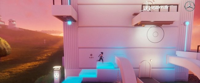 Mercedes-Benz kreatorem przyszłości w wirtualnym świecie.