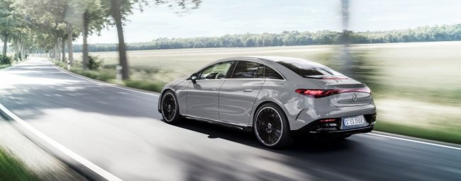 Nowy Mercedes EQE – z dobrymi genami EQS-a
