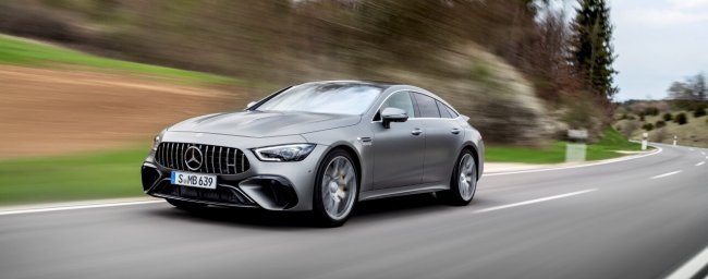 Mercedes-AMG GT63 4MATIC+ oraz GT63s 4MATIC+ po liftingu już dostępny do zamawiania.