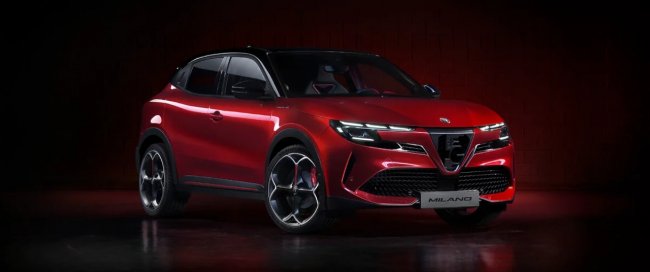 Nowa Alfa Romeo Milano. Zadebiutowała na międzynarodowej scenie.