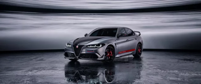 Napędzana wiatrem: Alfa Romeo Giulia Quadrifoglio Luna Rossa