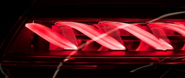 W tym samochód elektryczny jest lepszy od spalinowego