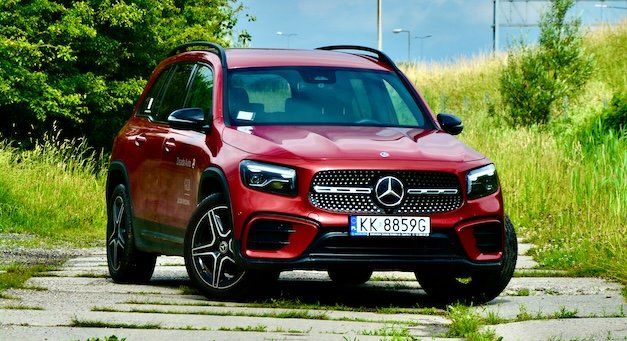Auto po zimie – jak o nie zadbać? Wiosenny serwis Mercedesa