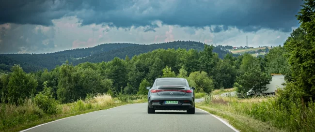 Bezpieczny urlop z Mercedes-Benz