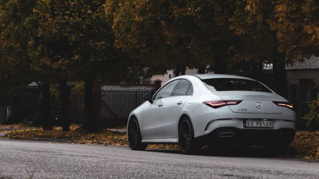 Mercedes-Benz GLA i Mercedes-Benz CLA - samochody uniwersalne, którym nie brak wyjątkowych cech
