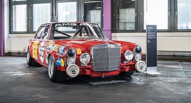 Czym była Czerwona świnia? | Historia Mercedes-AMG
