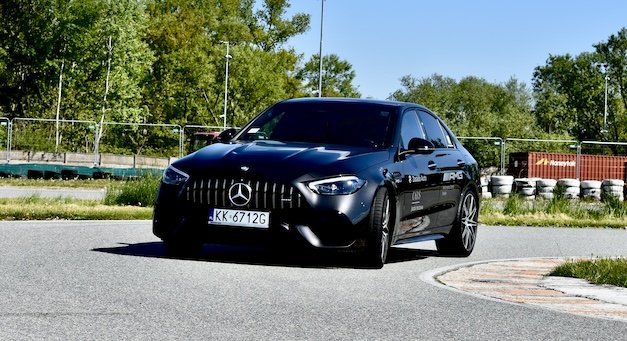 Mercedes-AMG C 63 S E PERFORMANCE dostępny do jazd testowych