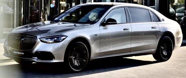 Mercedes-Maybach Klasy S Night Series dostępny w naszym salonie.