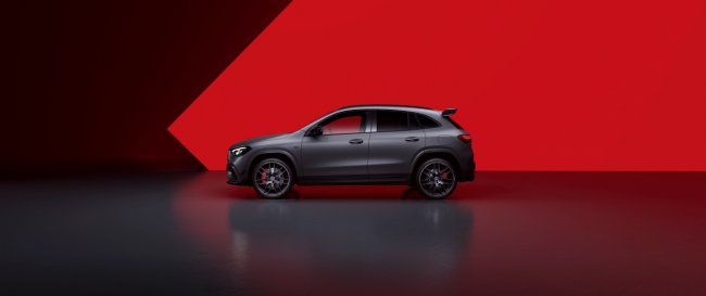 Unowocześniony GLA 45 S  4MATIC+