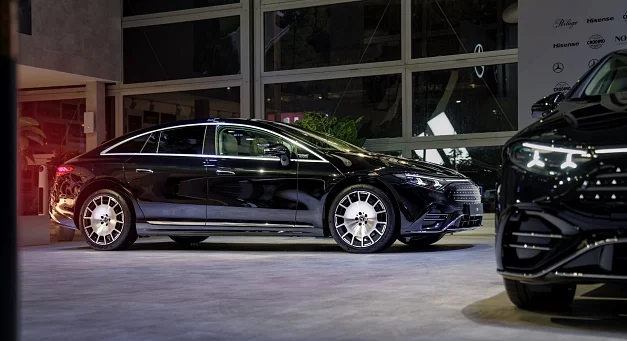 Nowy Mercedes-Benz EQS zadebiutował w Polsce. Luksusowa limuzyna zaprezentowana w Mercedes-Benz Studio Warszawa