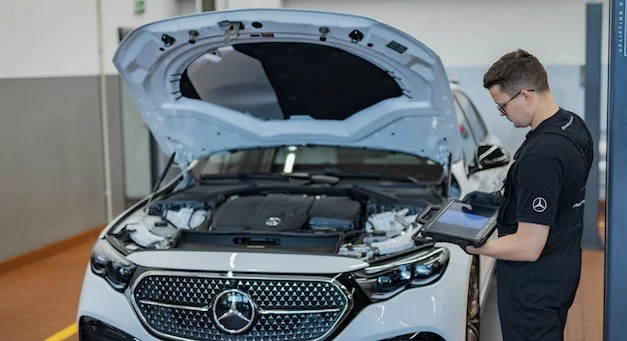 Kiedy i jak wykonać przegląd w samochodzie Mercedes-Benz?