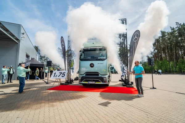 Nowy Mercedes-Benz Actros L ProCabin już dostępny do testów w Sobiesław Zasada Automotive!