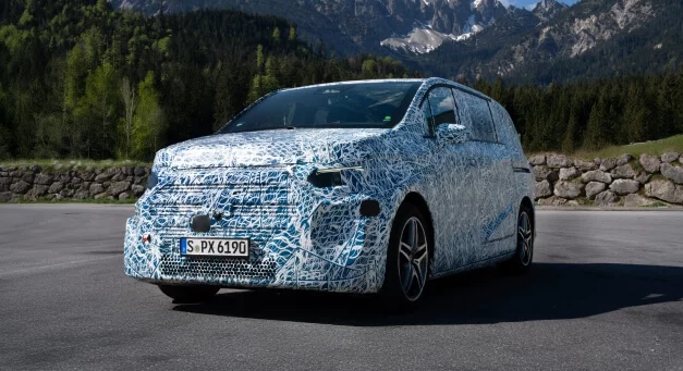 Mercedes-Benz VLE – Elektryczny van pokonuje trasę ze Stuttgartu do Rzymu zaledwie z dwoma postojami