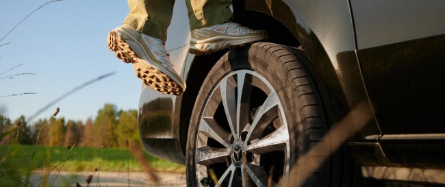 Bądź gotowy do drogi z oponami Mercedes-Benz!