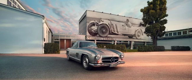 100-lat marki Mercedes-Benz, 140 lat samochodu, 130 lat transportu - jubileuszowy 2026 rok pełen magicznych momentów