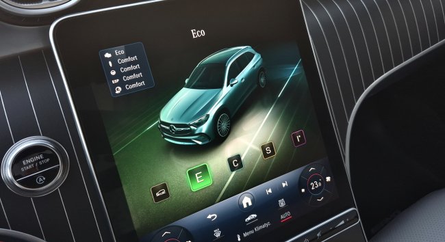 Jak oszczędzać paliwo i energię elektryczną  z Mercedes-Benz?