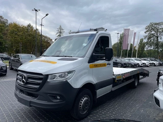 Mercedes-Benz Sprinter L 519 OM654