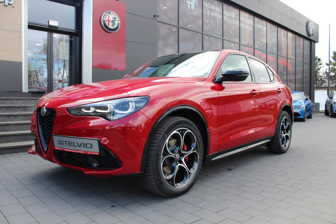 Alfa Romeo Stelvio Veloce 280 KM AWD