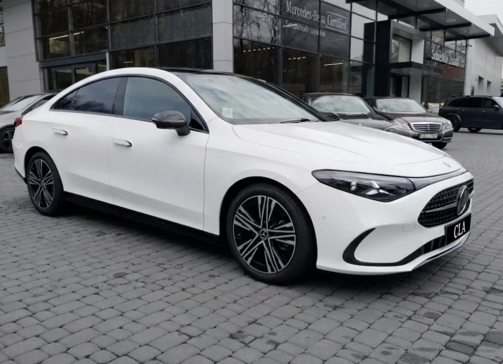 Mercedes-Benz CLA 180