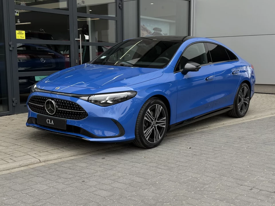 Mercedes-Benz CLA 180