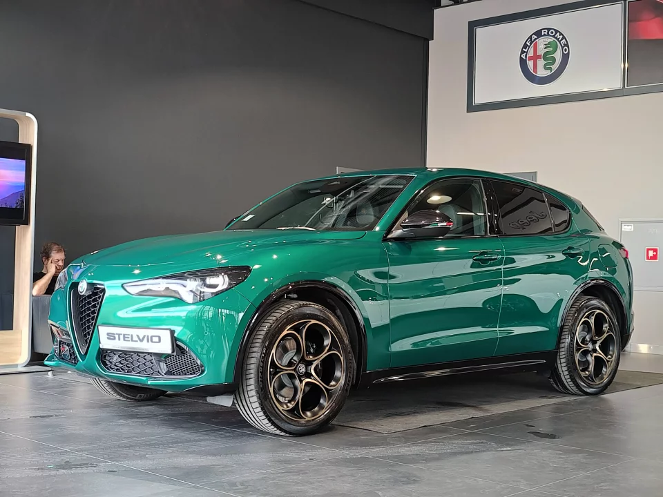 Alfa Romeo Stelvio Intensa 280 KM AWD