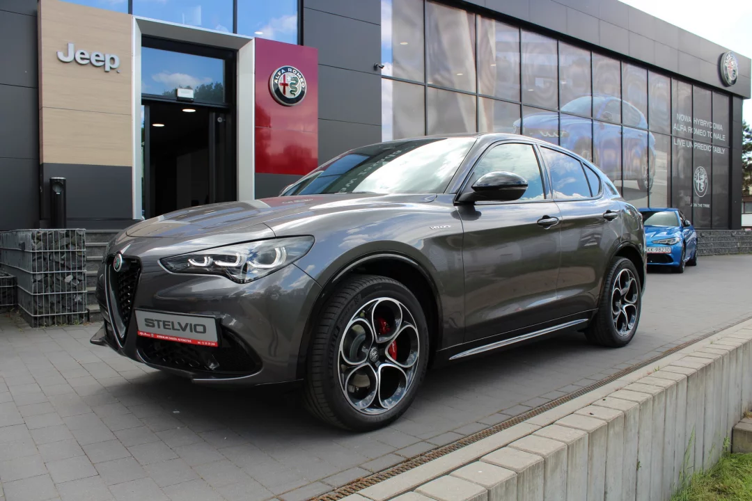 Alfa Romeo Stelvio Veloce 280 KM AWD