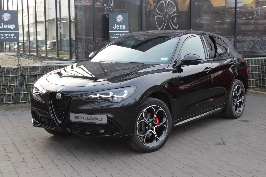 Alfa Romeo Stelvio Veloce 280 KM AWD