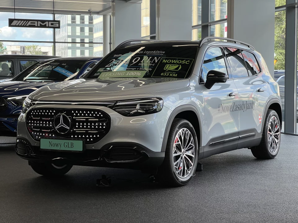 Mercedes-Benz GLB 250+ EQ