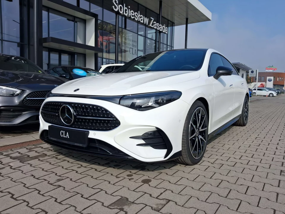 Mercedes-Benz CLA 220 4MATIC