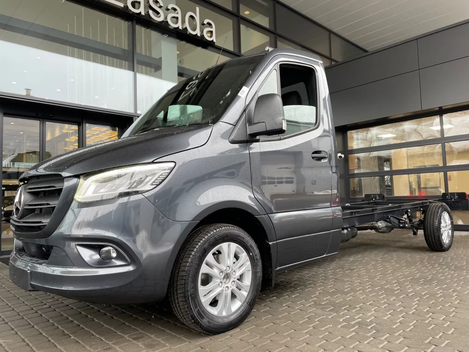 Mercedes-Benz Sprinter L 319 OM654