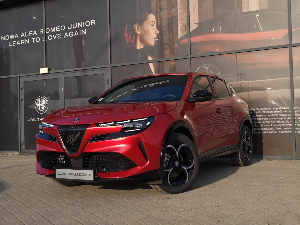 Alfa Romeo Junior Ibrida IBRIDA Q4 1.2 136 KM MHEV