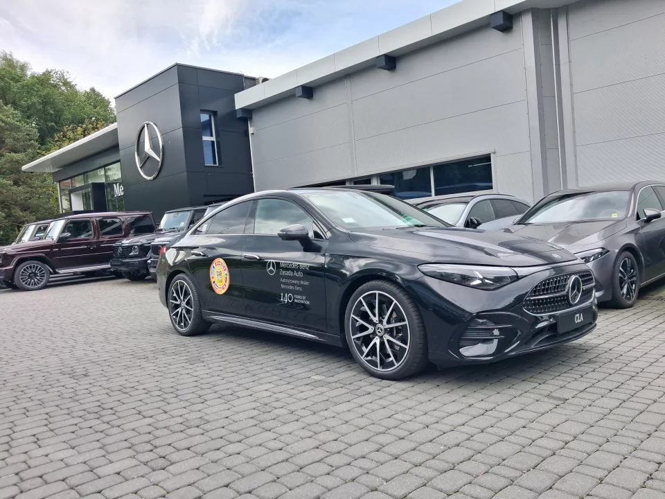 Mercedes-Benz CLA 200