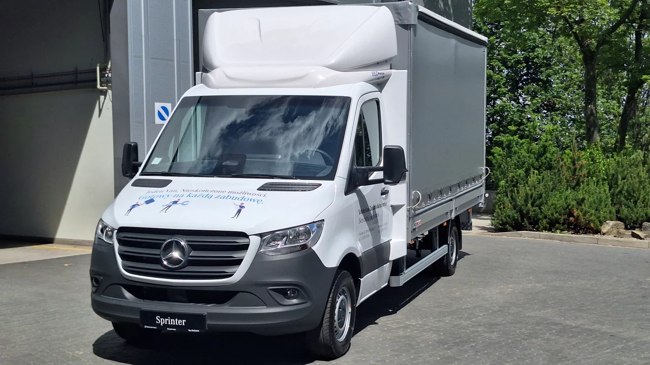 Mercedes-Benz Sprinter L 317 OM654
