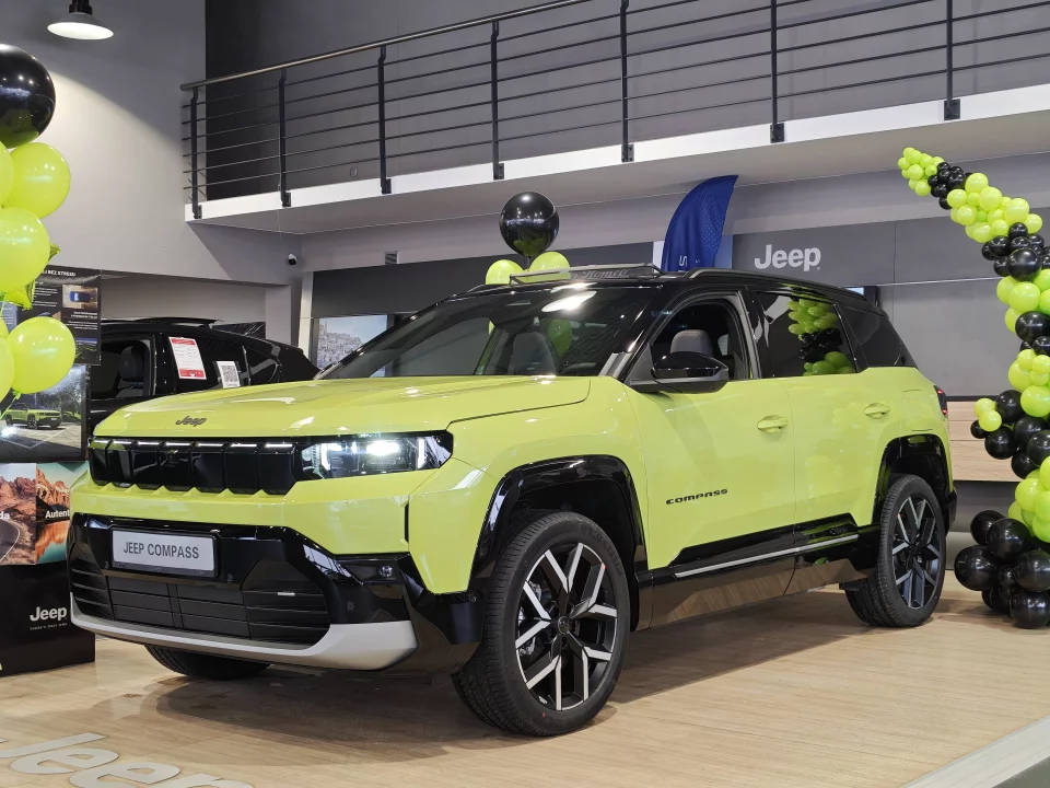 Jeep Compass First Edition BEV 213 KM FWD