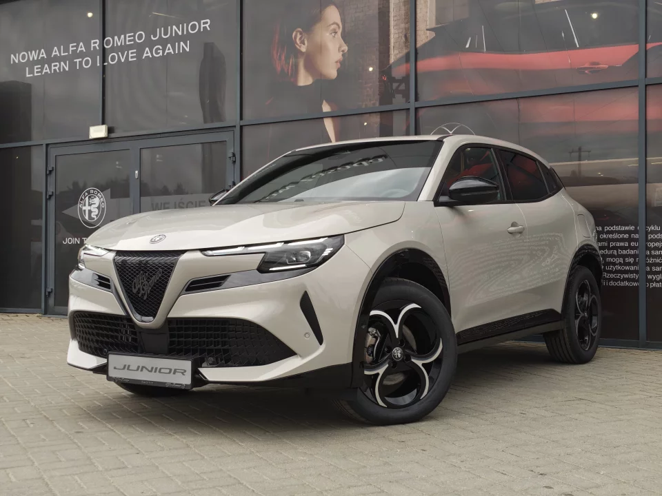 Alfa Romeo Junior TI Mild-Hybrid 145 KM FWD