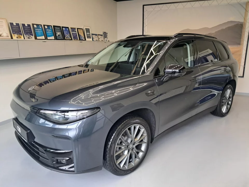 Leapmotor C10 DESIGN HYBRID EV
