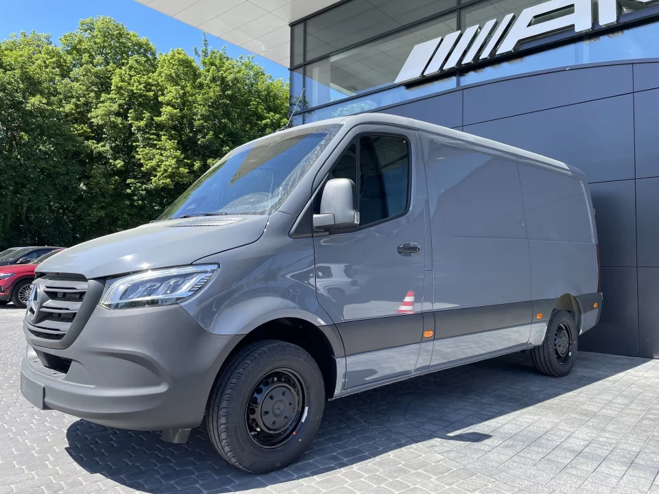 Mercedes-Benz Sprinter 315 OM654