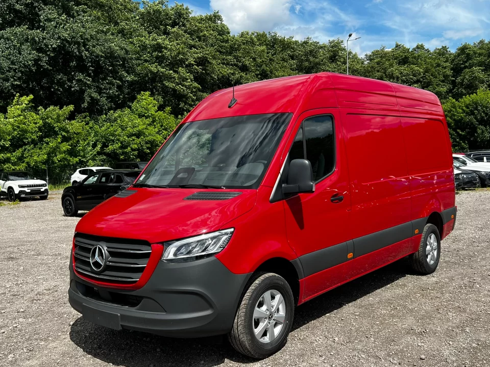 Mercedes-Benz Sprinter 317 OM654