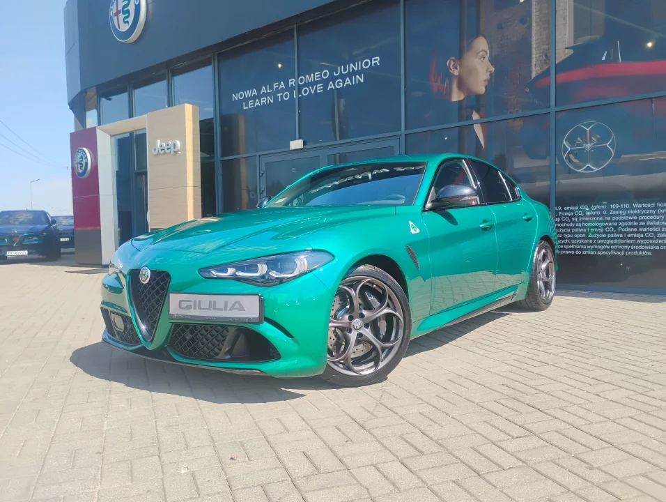 Alfa Romeo Giulia Quadrifoglio QUADRIFOGLIO 2.9 GME V6 520 KM RWD