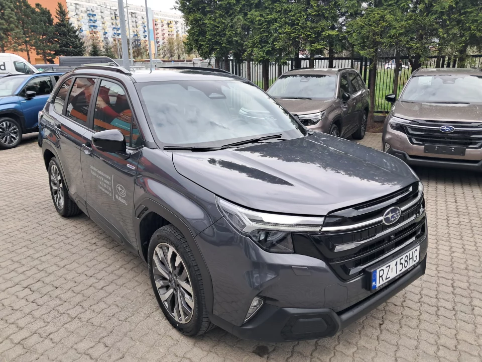 Subaru Forester 2.0i-L e-Boxer Platinum