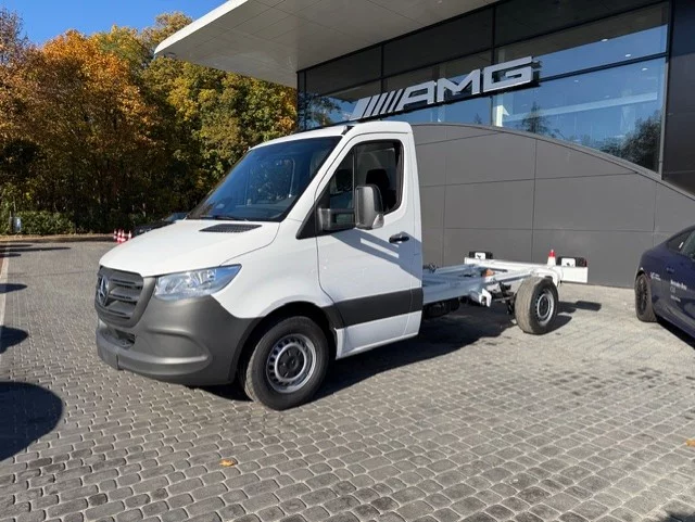 Mercedes-Benz Sprinter L 311 OM654