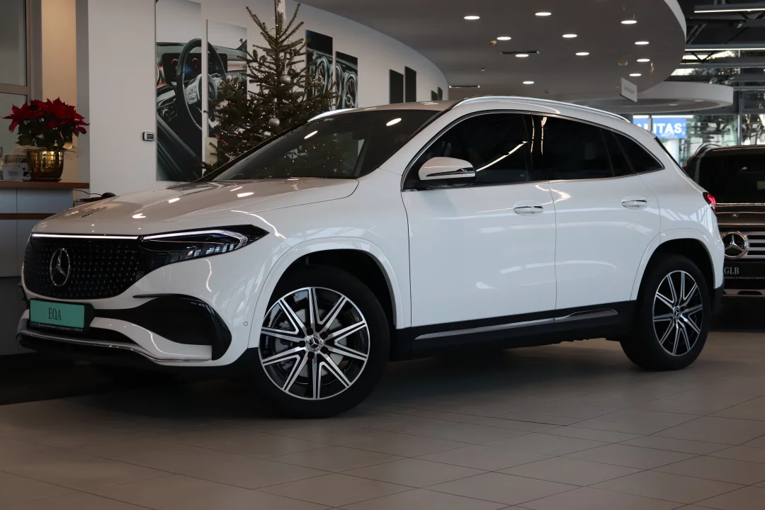 Mercedes-Benz EQA 300 4MATIC FL