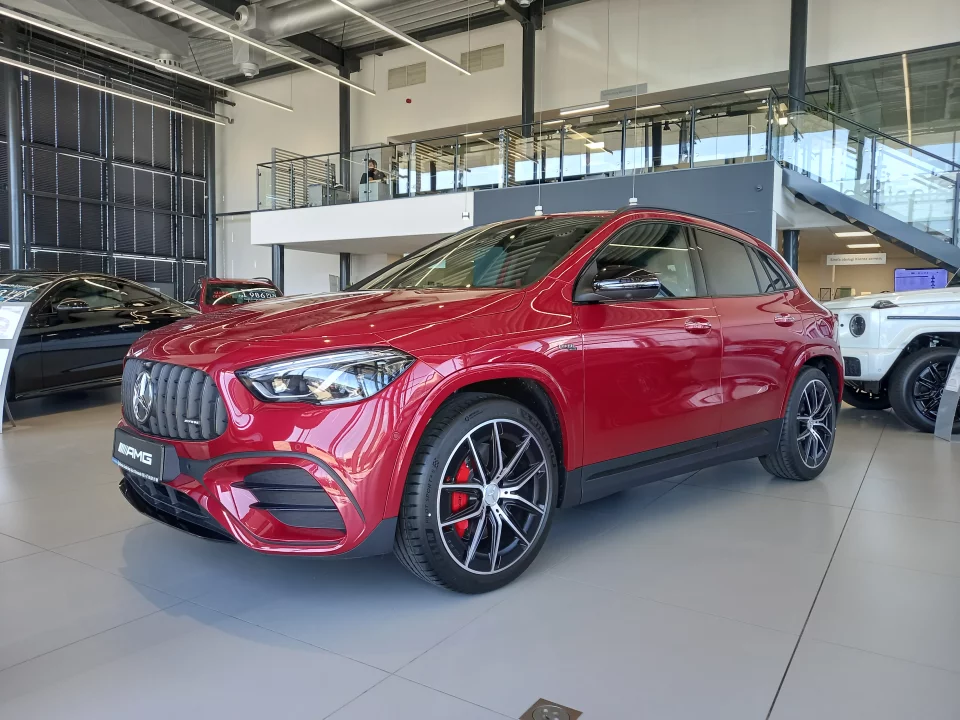 Mercedes-AMG GLA 35 4MATIC