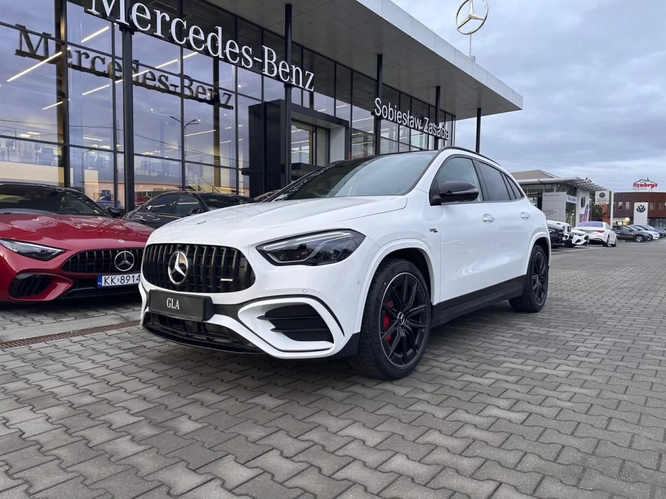 Mercedes-AMG GLA 35 4MATIC