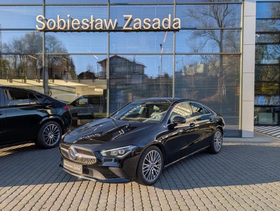 Mercedes-Benz CLA 180