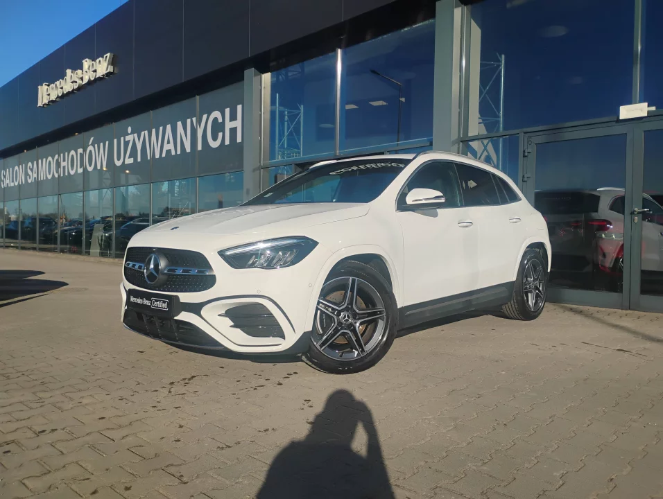 Mercedes-Benz GLA 200