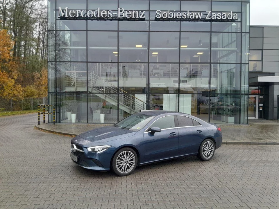 Mercedes-Benz CLA 180